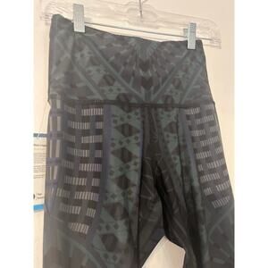Yoga Democracy Warrior Leggings NWT Black Blue Green High Rise Yoga Pants